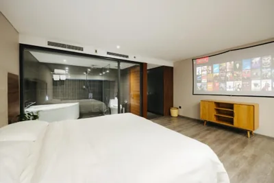 BET BOOTS Pentstudio West Lake Hanoi Nikomix Apartment 75m2 – Photos 2